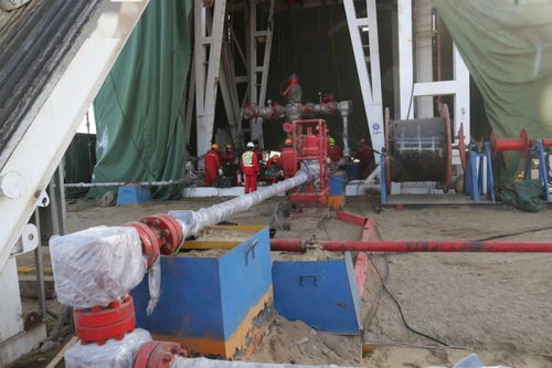 看鏡頭 那一個個干勁十足的石油人